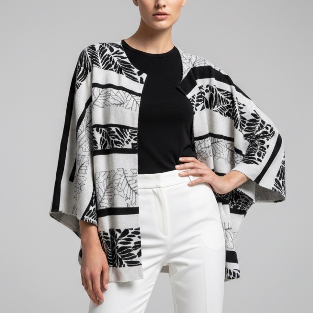 Peck & Peck Black & White Leaf Pattern Sweater – Size S – NWOT - Picture 1 of 4